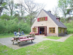 Гостиница Cozy Holiday Home near Forest in Zuidwolde  Зуидволде